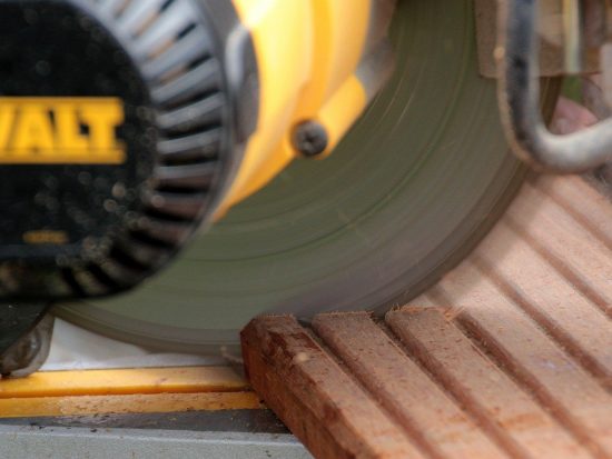 Afkortzaagmachines van het merk DeWalt