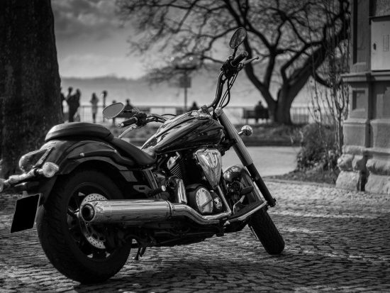 Hoe pas je jouw motorkleding aan op het seizoen?