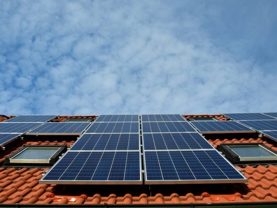 Zonnepanelen aanschaffen? Lees hier de voor-en nadelen
