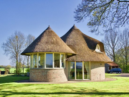 Waar moet je op letten bij een rieten dak?