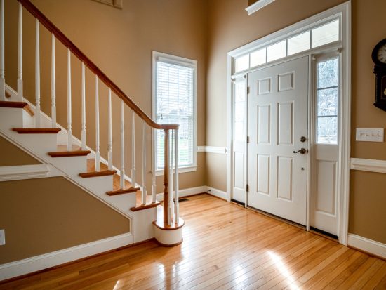 Wat is een molenaarstrap bouwpakket?